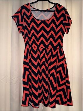 Black and Coral Chevron Short Sleeve Mini Dress